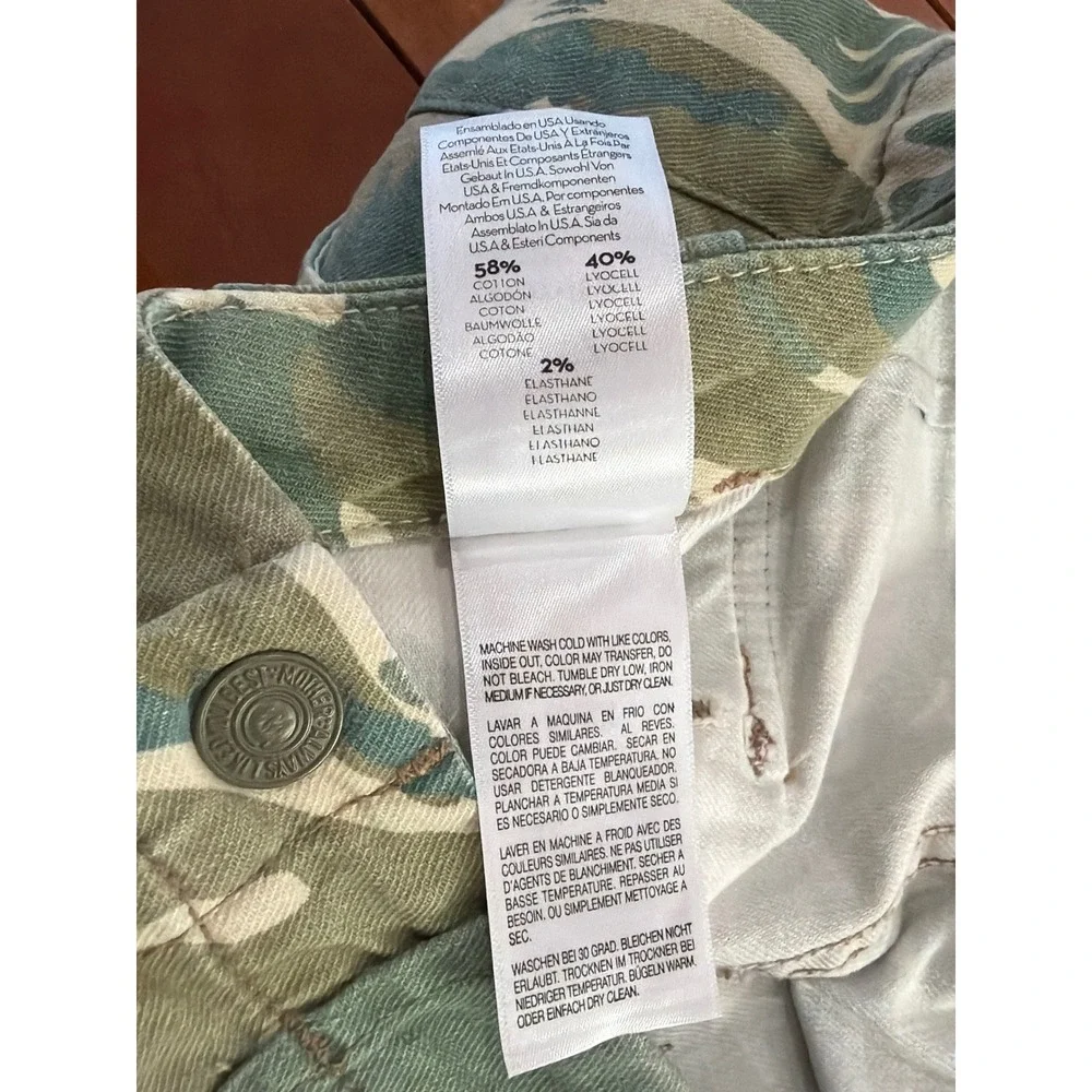 MOTHER The Twister‎ Cargo Shorts Womens Green Camo Utility High Rise Size 27